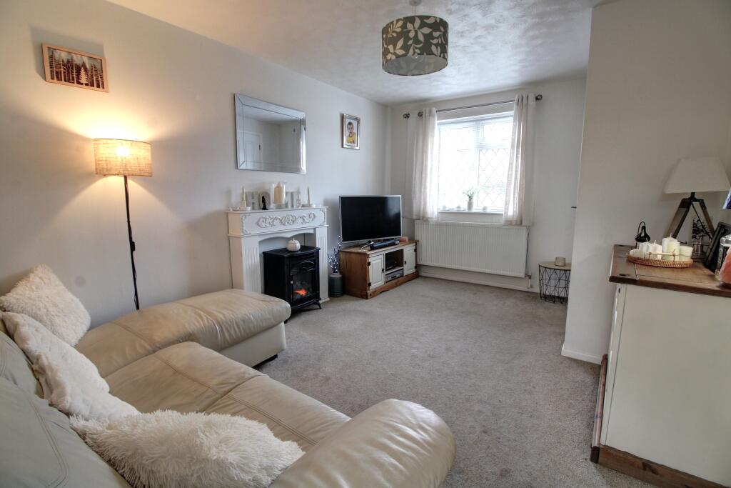 Embrook Way, Reading, RG31 photo 2