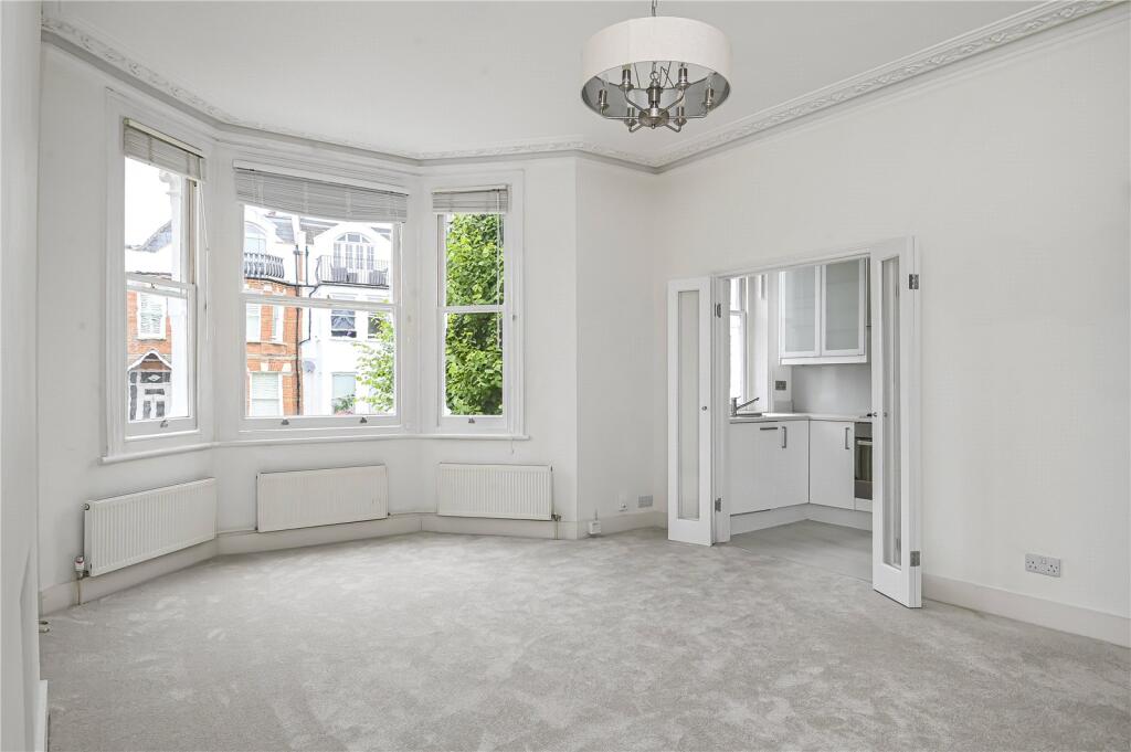 Woodside, London, SW19 photo 2