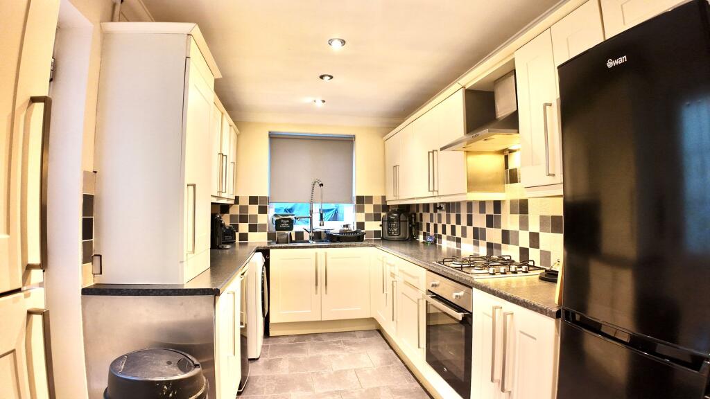 Carlyle Street, Abertillery, NP13 photo 3