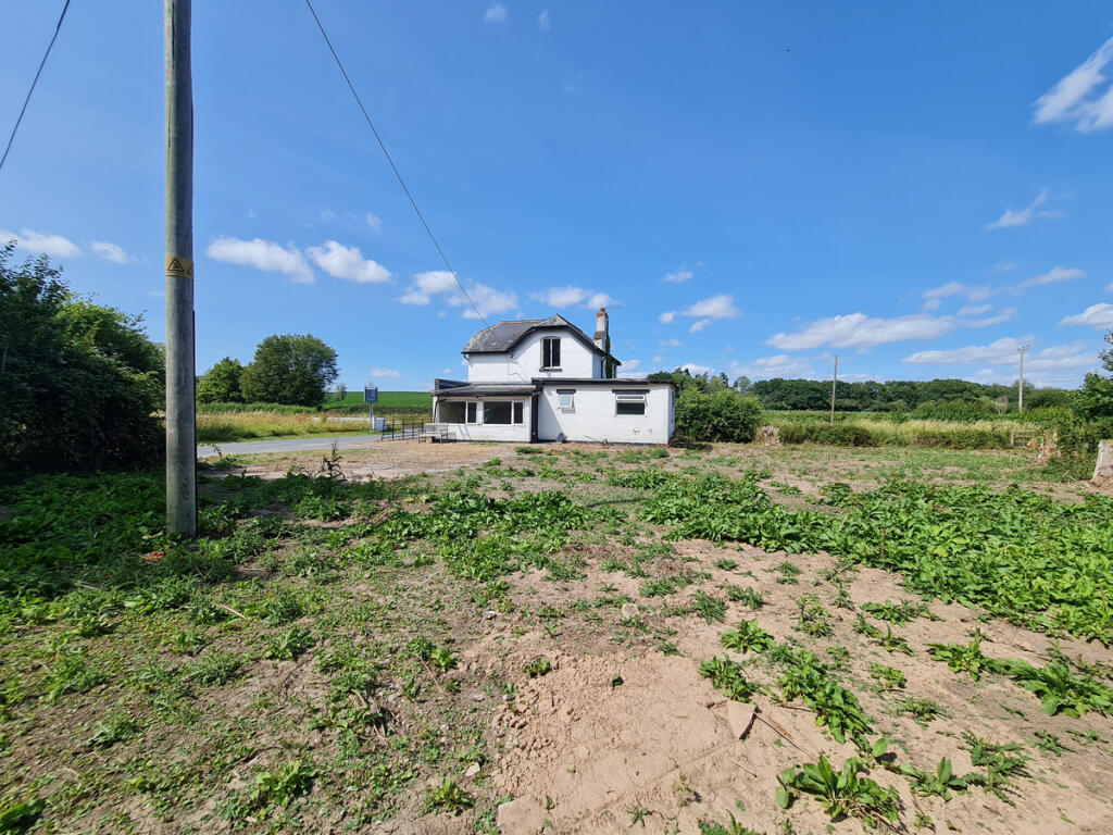 House in Hampton Bishop, Herefordshire - View 2