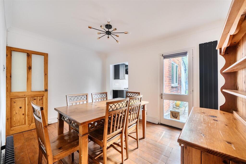 House in Reading, Caversham - View 3