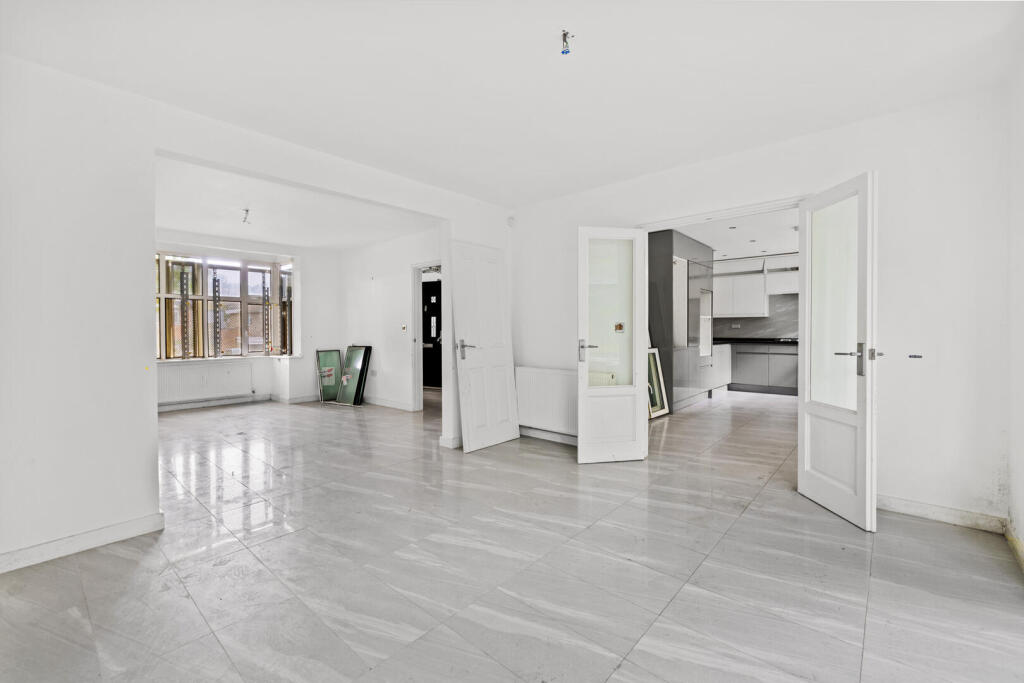 Goldstone Crescent, Hove - View 5
