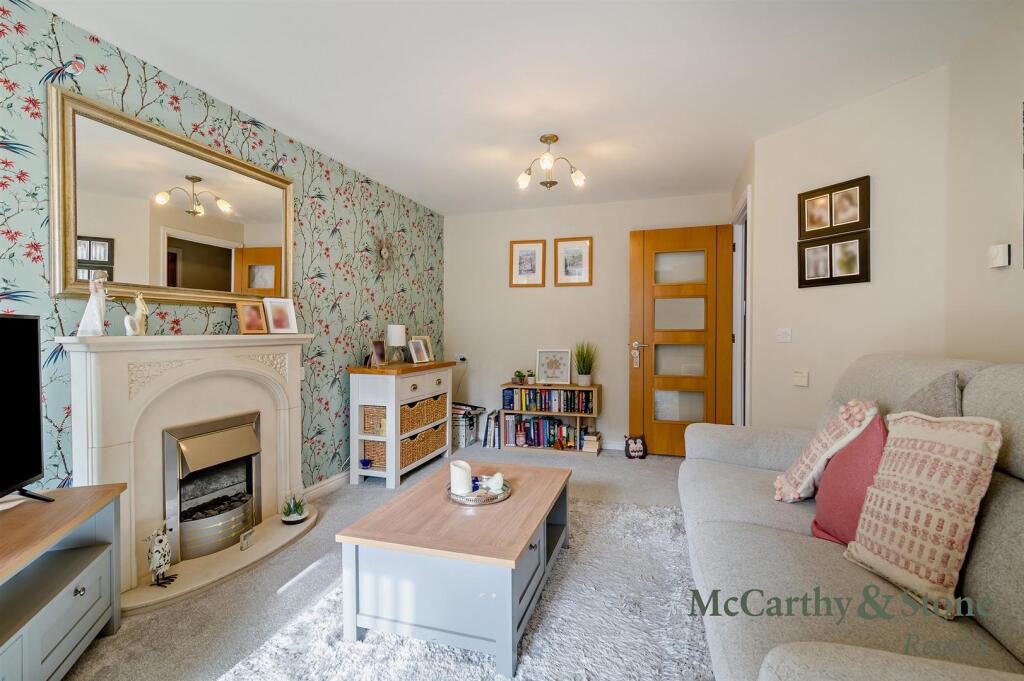 Apartment in Bristol - View 4