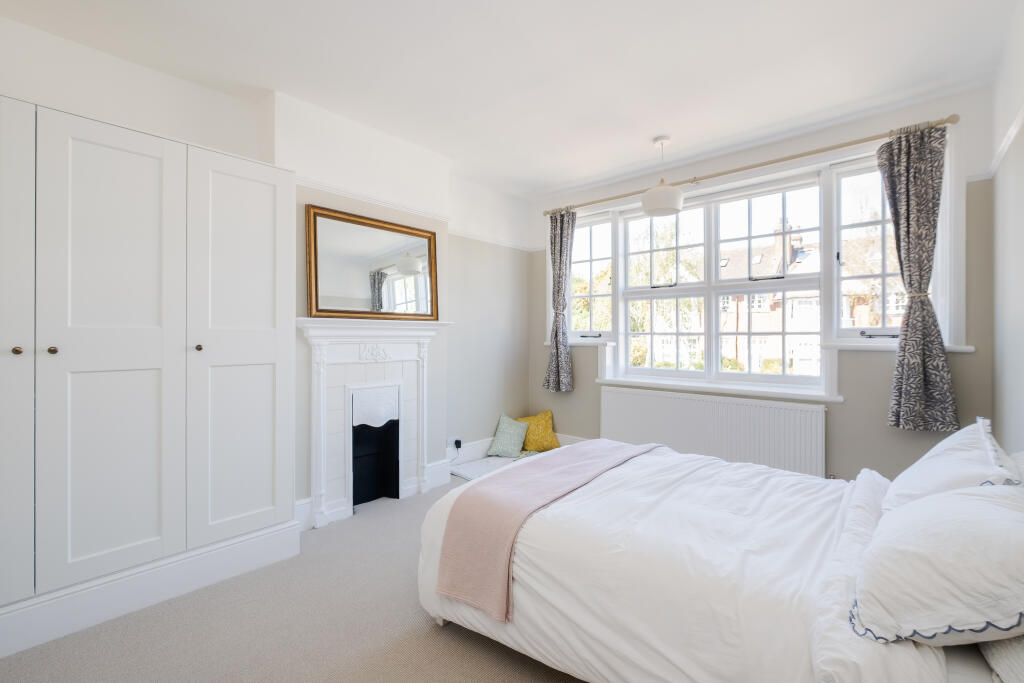 Etheldene Avenue, London, N10 photo 4