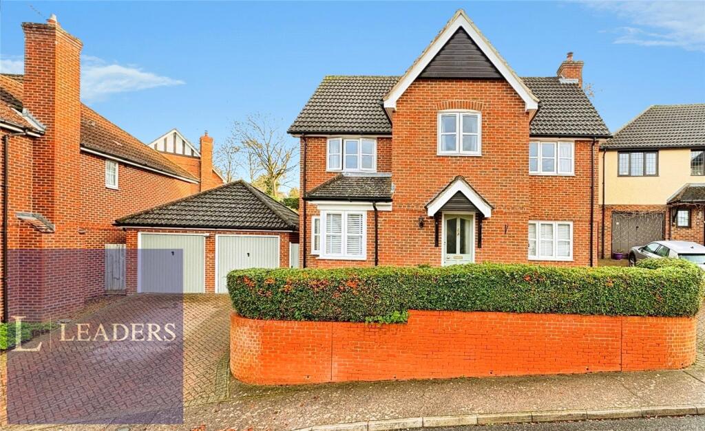 4-bed detached on St. Peters View, Sible Hedingham, Halstead, £500,000