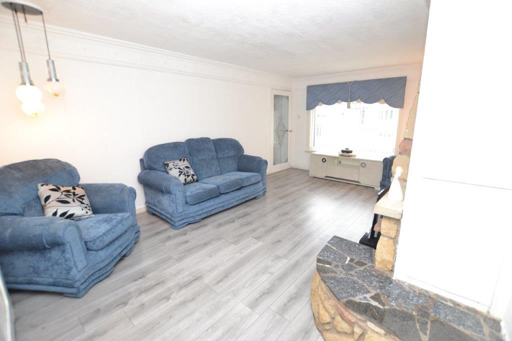 Gordon Drive, Calderwood,  East Kilbride,  photo 3