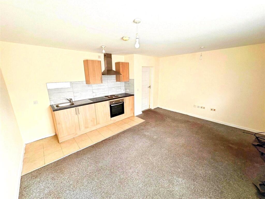Apartment in Wolverhampton - View 4