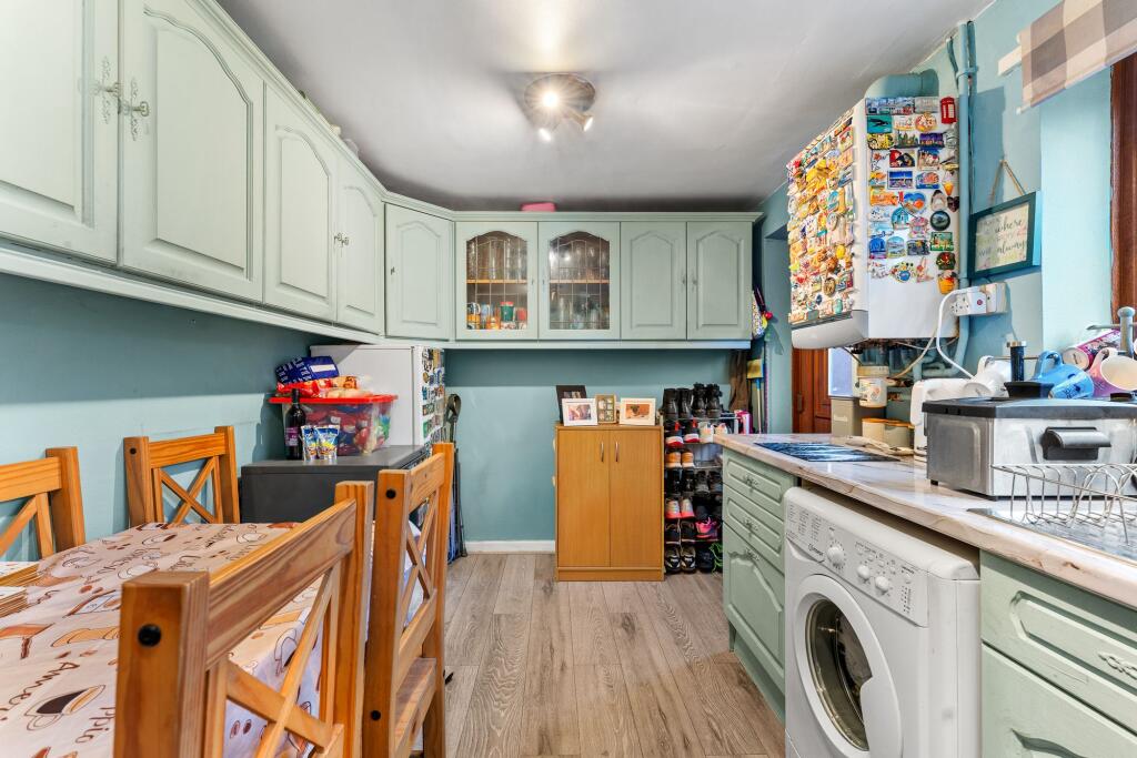 Wayford Close, Frodsham, WA6 photo 4