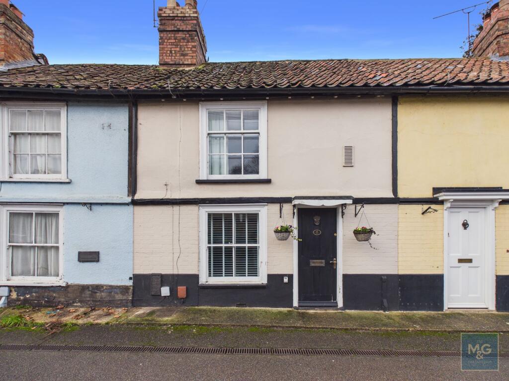2-bed terraced on Barn Lane, Bury St. Edmunds, IP33, £240,000