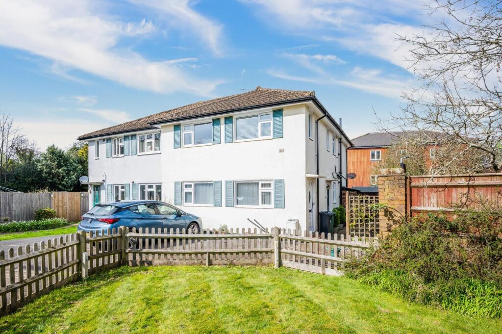 Main image of property: Cheviot Close, Banstead