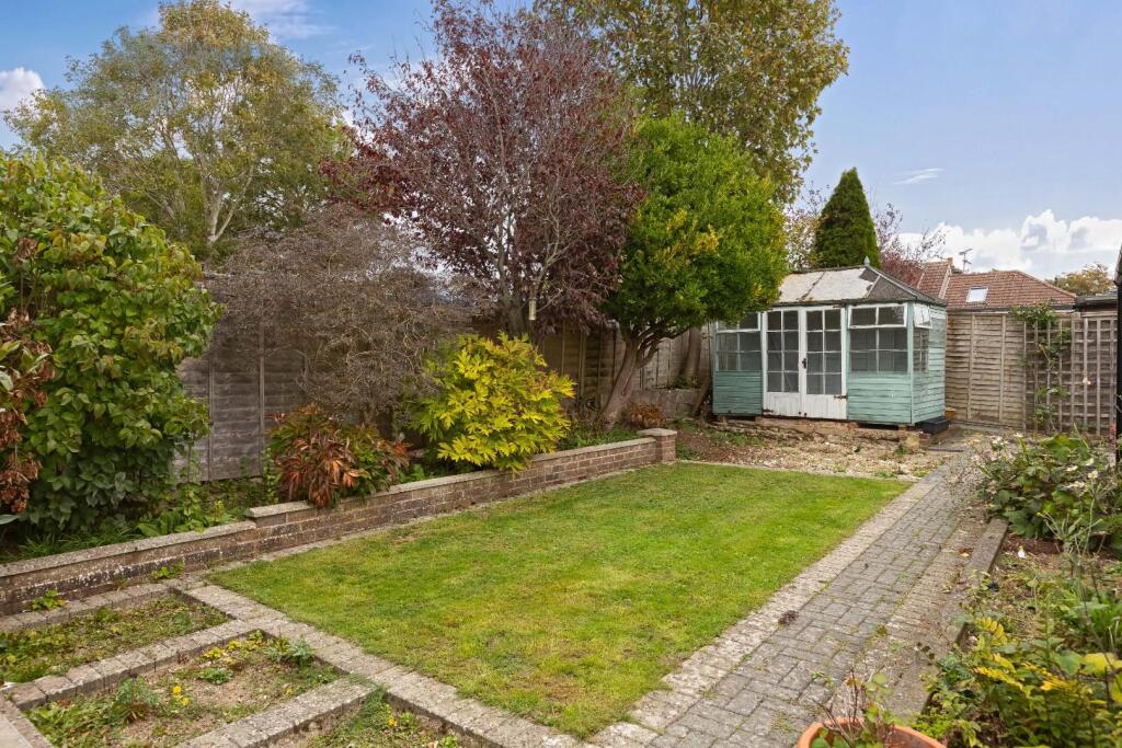 House in Adur, Sompting - More