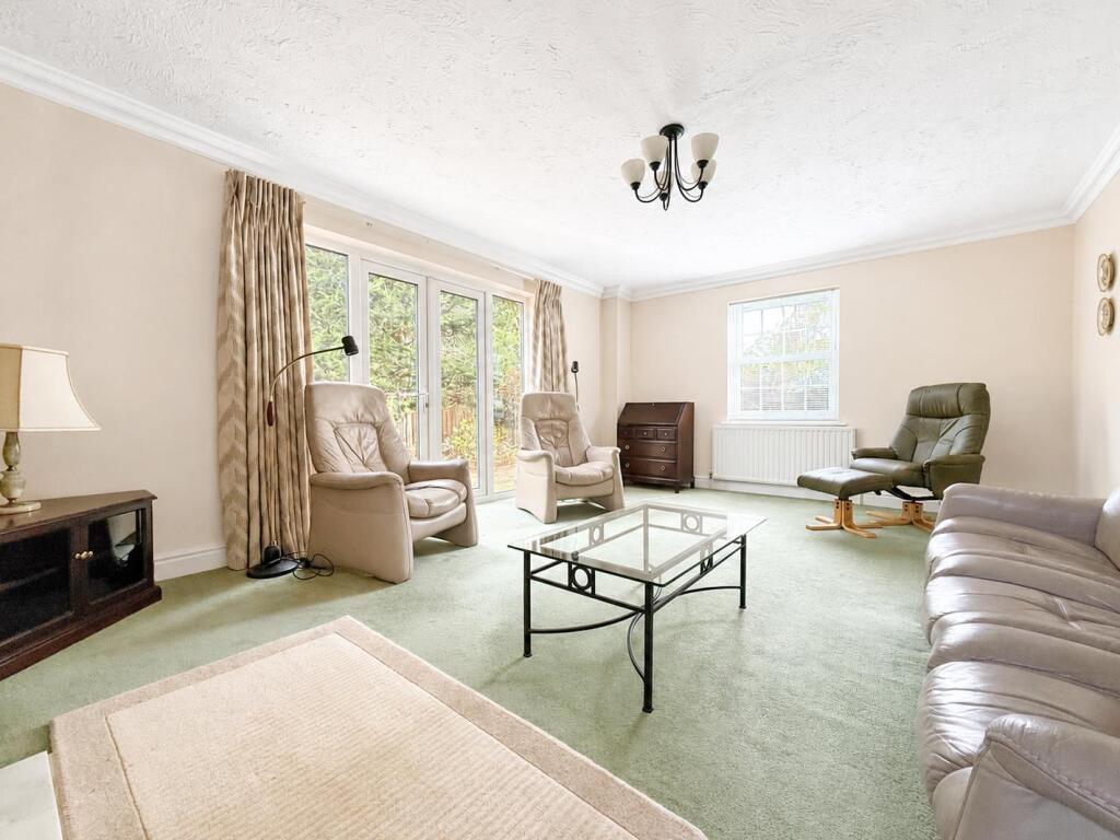 House in Braintree, Nounsley, Hatfield Peverel - More