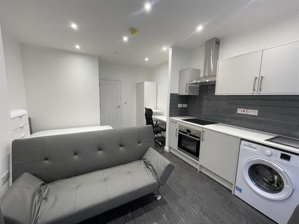 Additional image 5 of Spectrum House, East Parade, Bradford