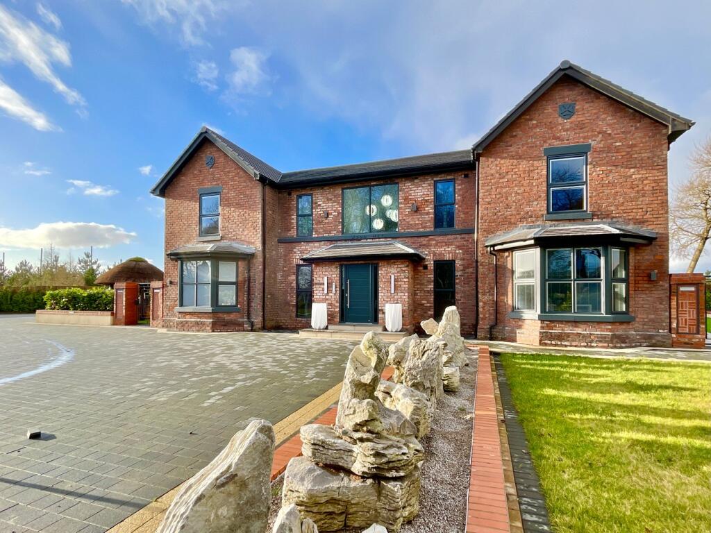 Main image of property: Wood Hey House, Southport Old Road, Formby, L37