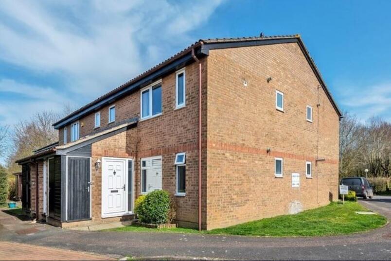 Main image of property: Langley Road, Abingdon