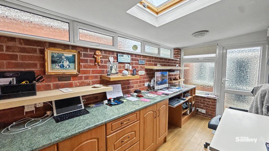 House in Nottingham - View 5
