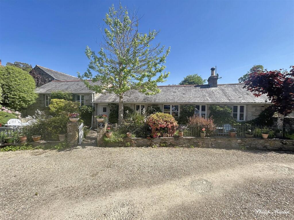 2-bed house on Killiow, Kea, Truro, £397,500