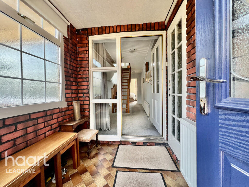 House in Luton, Leagrave - View 2