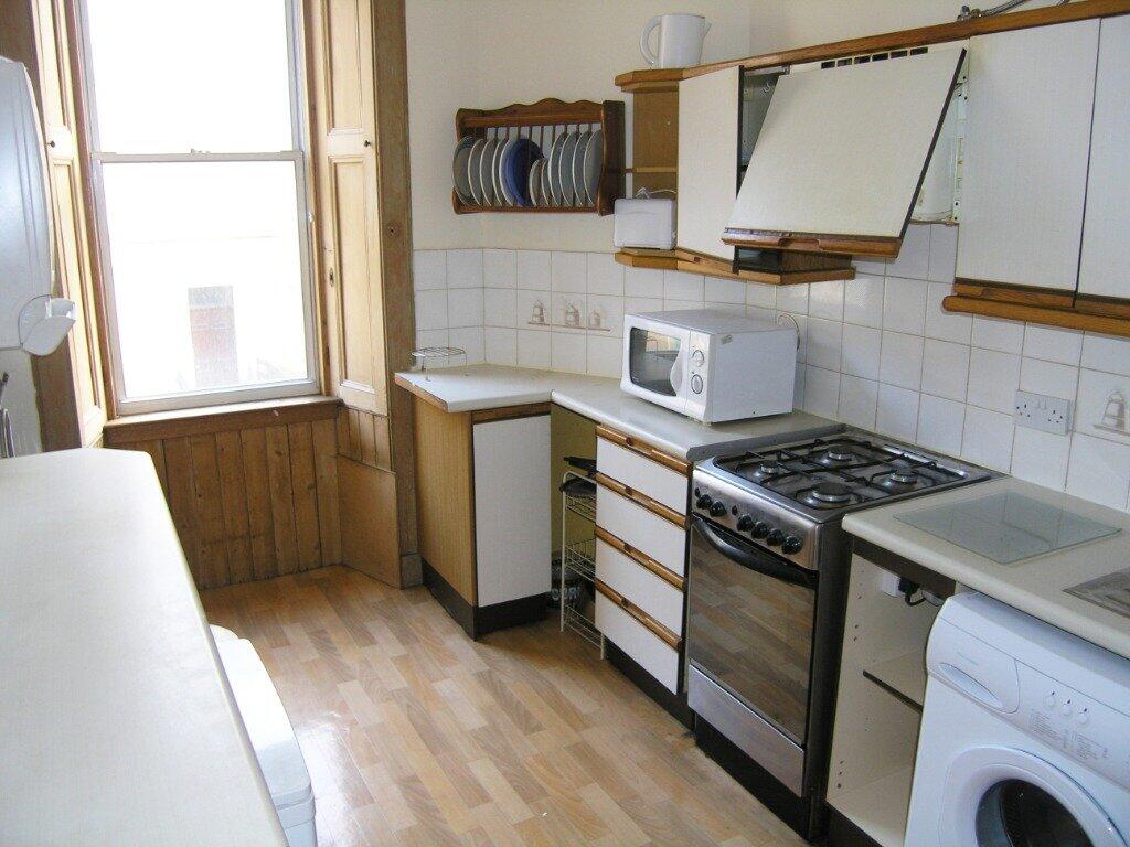 Apartment in Edinburgh - View 3