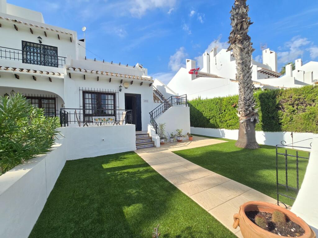 Main image of property: Valencia, Alicante, Villamartin