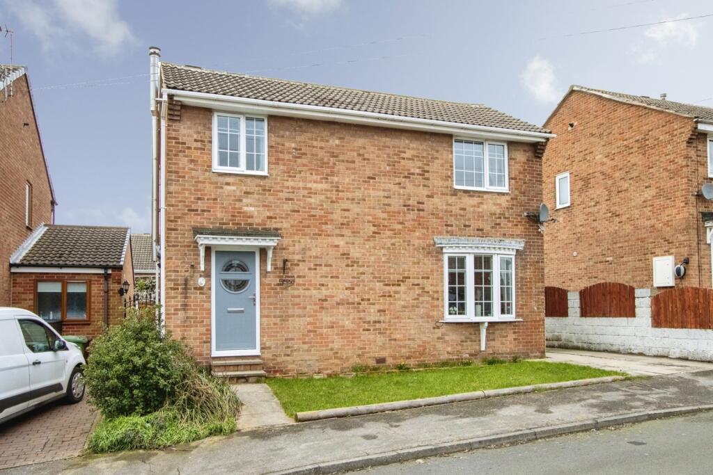 Main image of property: Sandown Avenue, Crofton, Wakefield, West Yorkshire, WF4