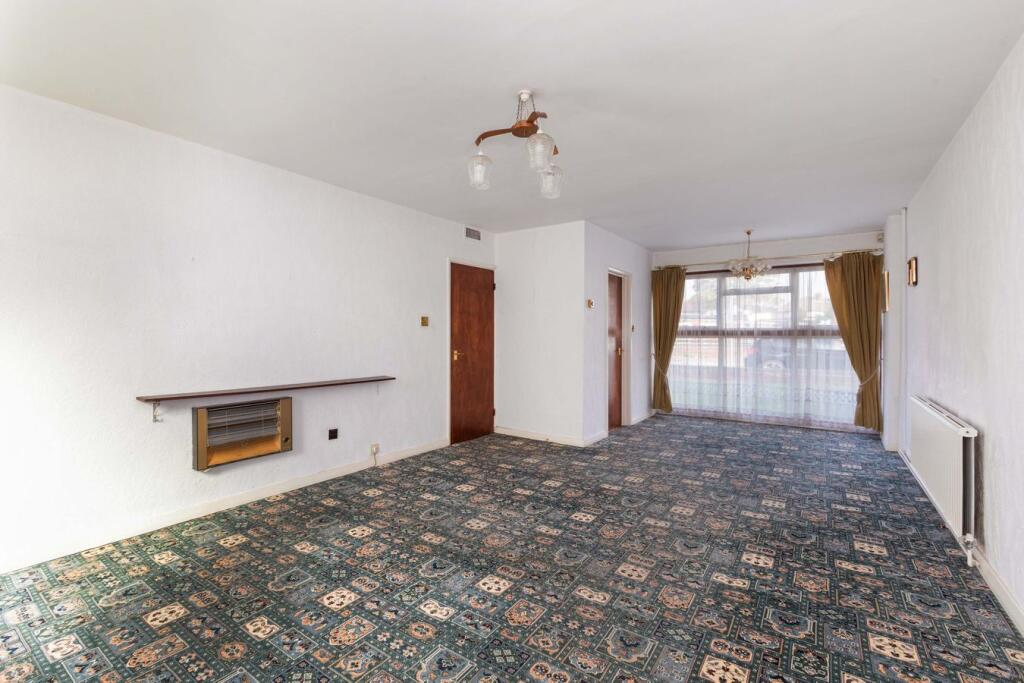 House in Slough - View 5