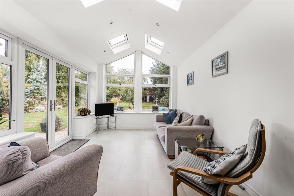 House in Hertford, Bengeo - View 4