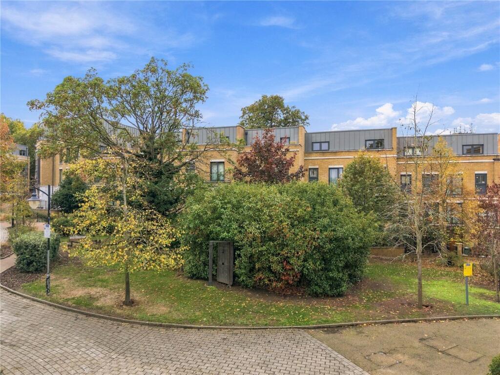Main image of property: Loxford Gardens, London, N5