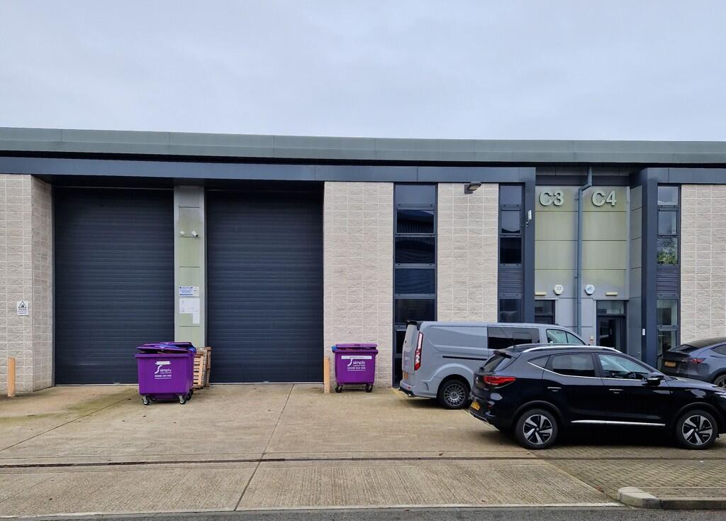 Main image of property: Unit C3 Regent Park, Summerleys Road, Princes Risborough, Buckinghamshire, HP27 9LE