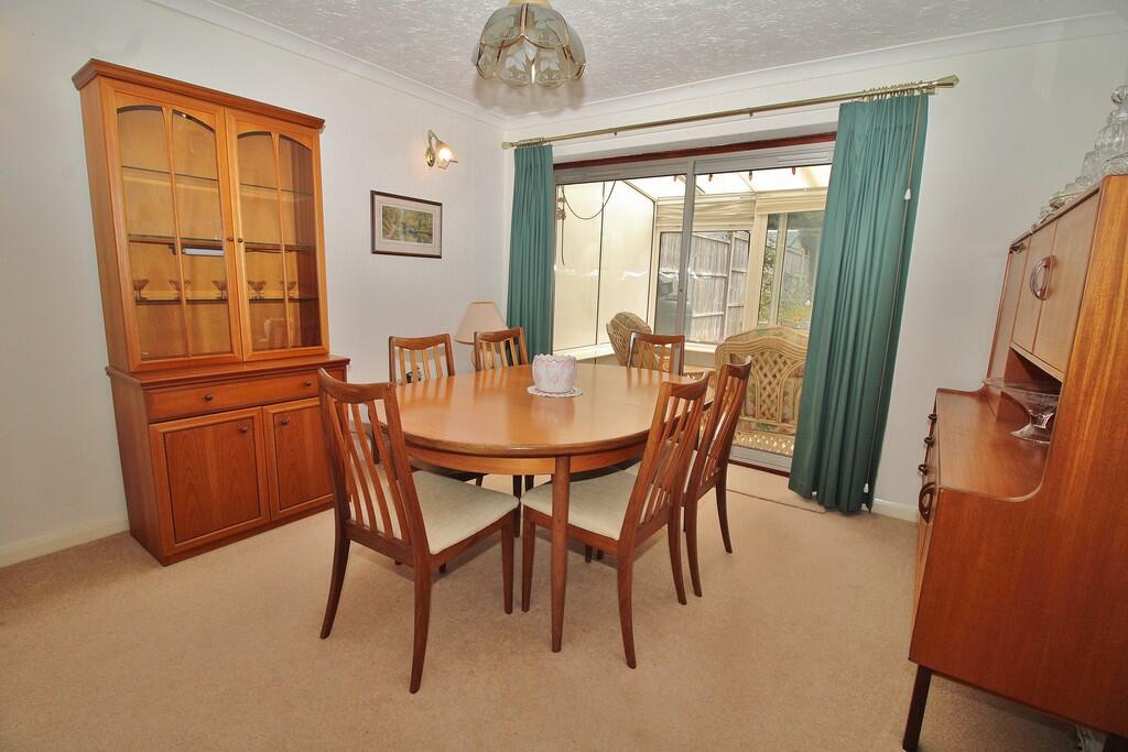 Hillmead Gardens, Bedhampton, Havant photo 4
