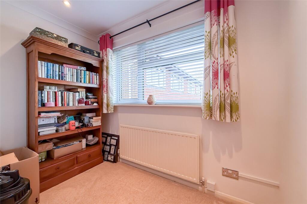 Additional image 7 of Tiverton Court, Harpenden, Hertfordshire, AL5
