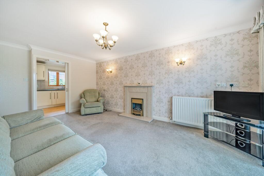 2-bed house on Crawthorne Road, Peterborough, PE1, £125,000