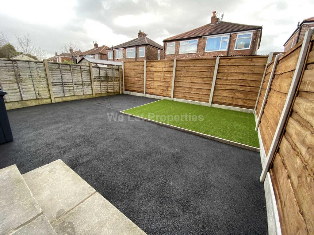 Apartment in Tameside, Greater Manchester - More