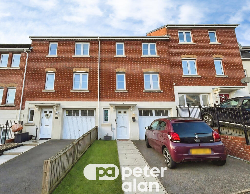 Main image of property: Longacres