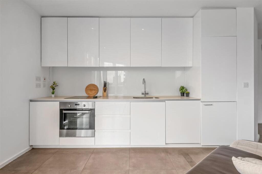 Apartment in Nottingham, Lace Market, The Meadows - More