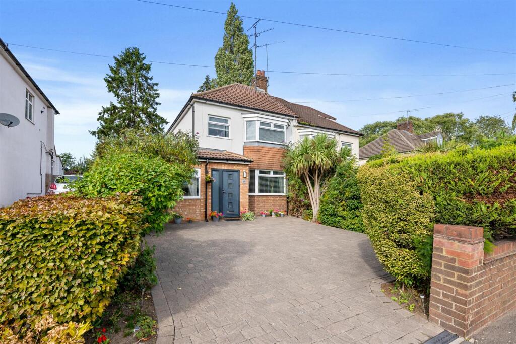 Main image of property: NN15 - Northampton Road, Kettering