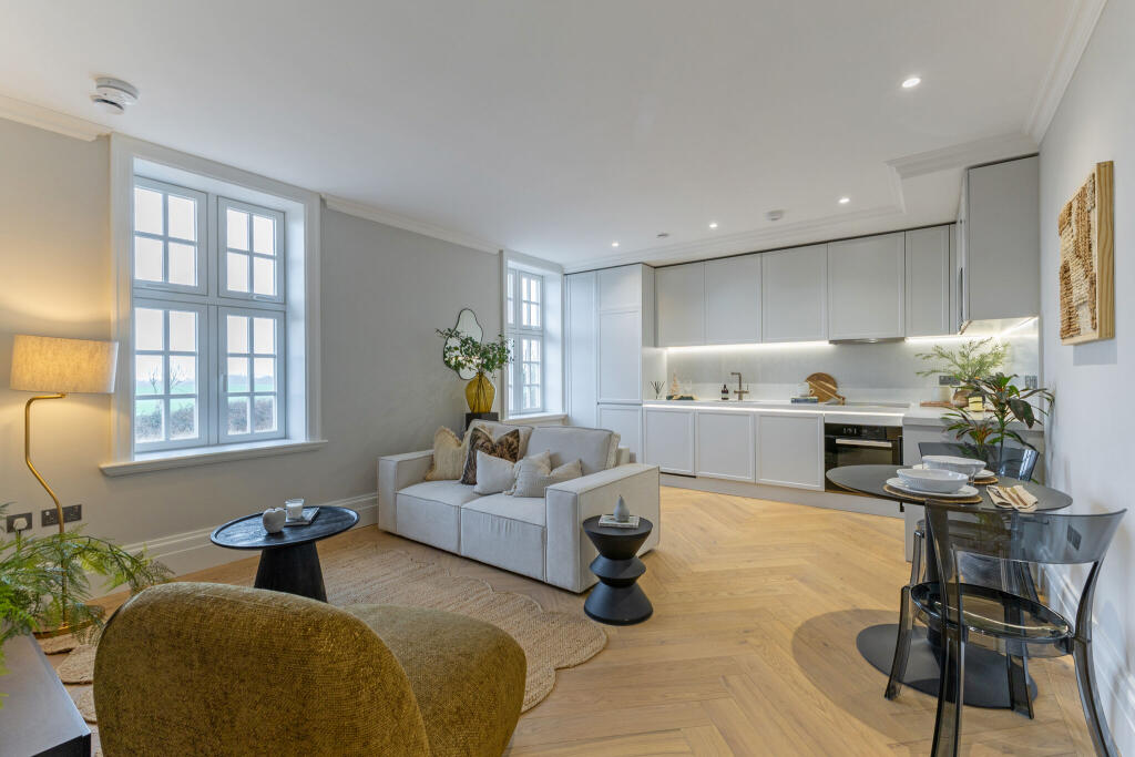 Main image of property: Kings Meadow, Whyteleafe Hill, Whyteleafe, CR3