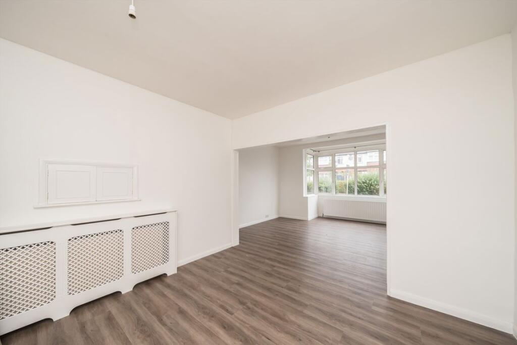 House in Kingston upon Thames - View 3