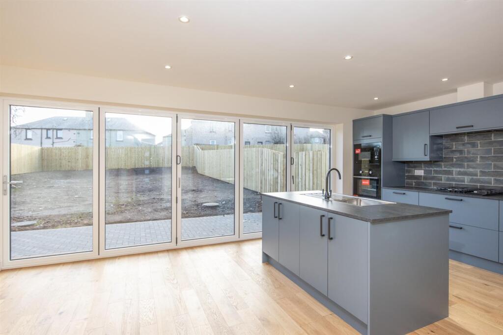 House in Galashiels - View 5