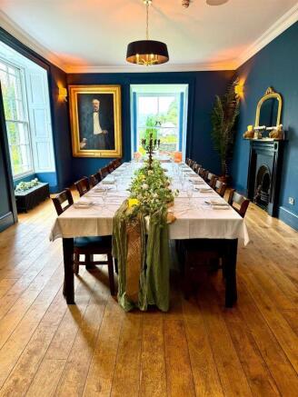 dining room.jpg