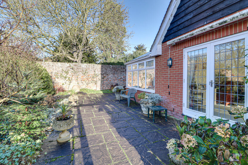 Additional image 35 of Monks Close, Redbourn, St. Albans, AL3