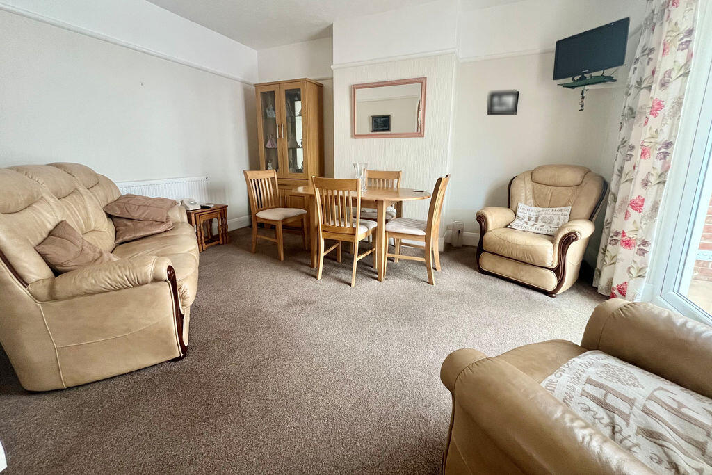 House in Portsmouth - View 4