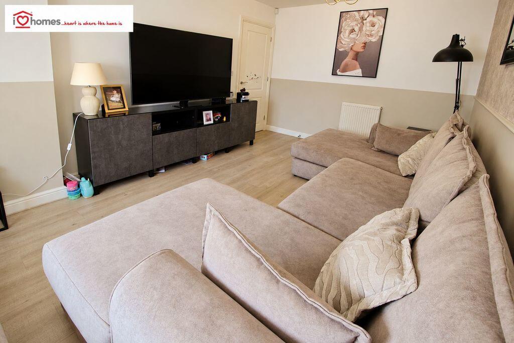 House in Wolverhampton - View 3