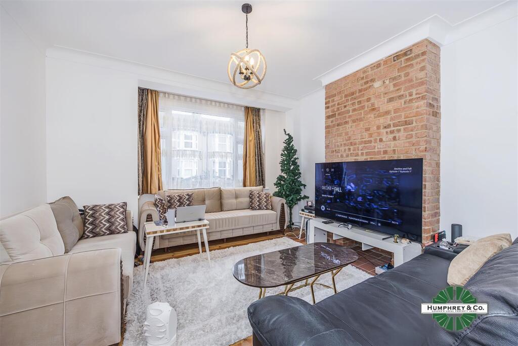 Fulbourne Road, London photo 4