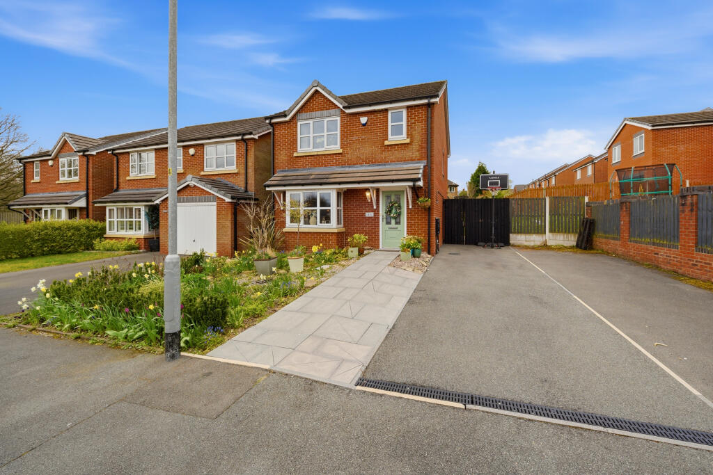 Main image of property: Brook Close, Gee Cross