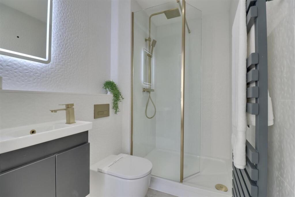 Apartment in Portsmouth - View 4