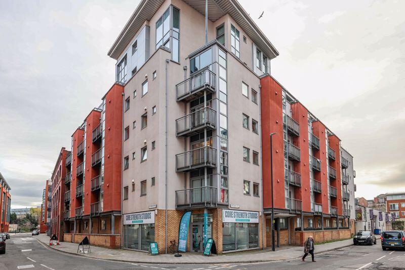 Apartment in Bristol, City of Bristol - View 4