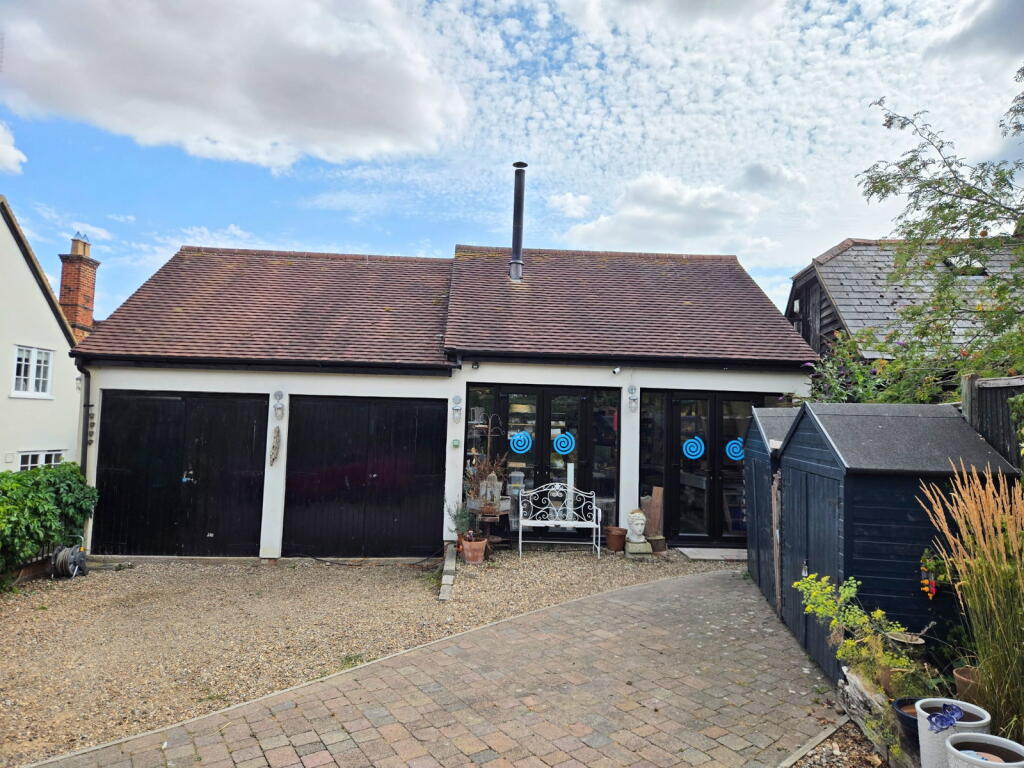 House in East Hertfordshire, Standon - View 3