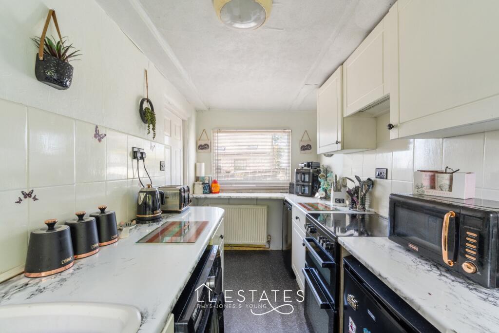 House in Dyserth, Long Acre Cottages - More