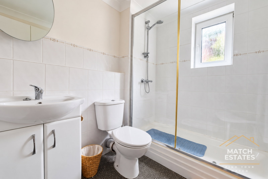 Apartment in Canterbury - More